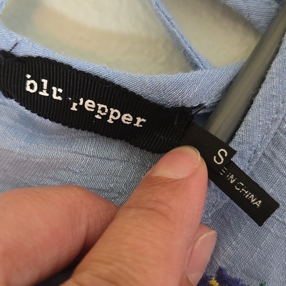 Blu Pepper Blue Embroidered Halter Style Tank Size Small - Picture 6 of 8